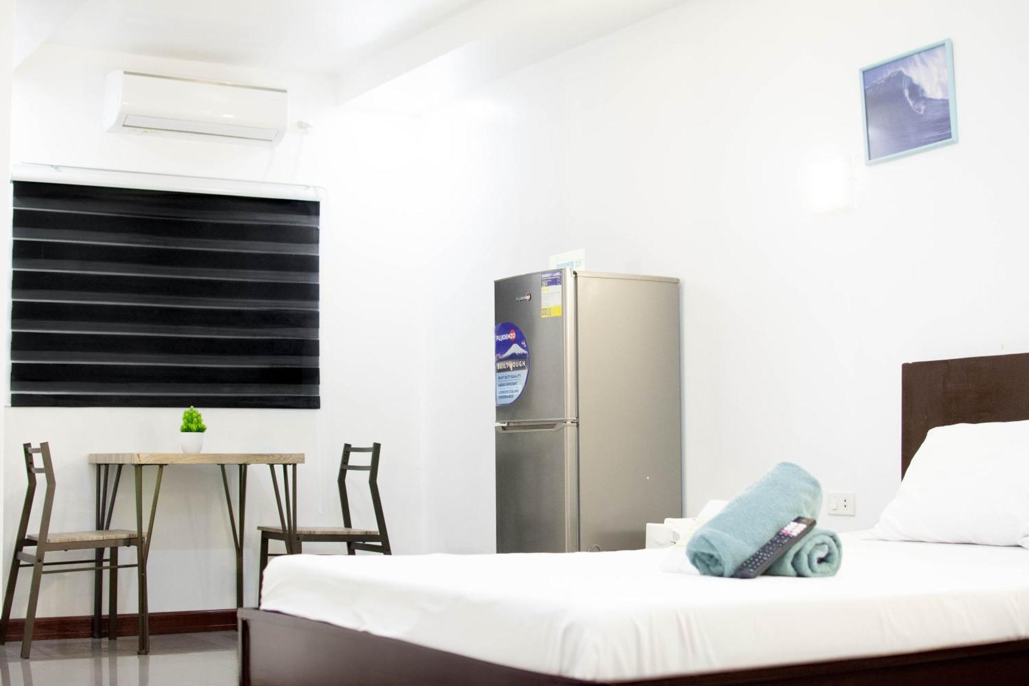 Vincent Resort Hotel Angeles Bagian luar foto